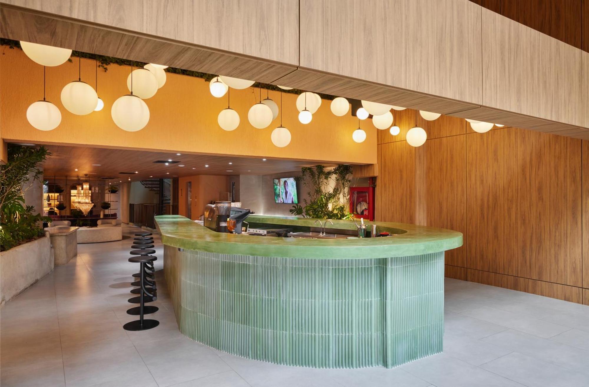 Wellcomm Spa & Hotel 메딜린 외부 사진