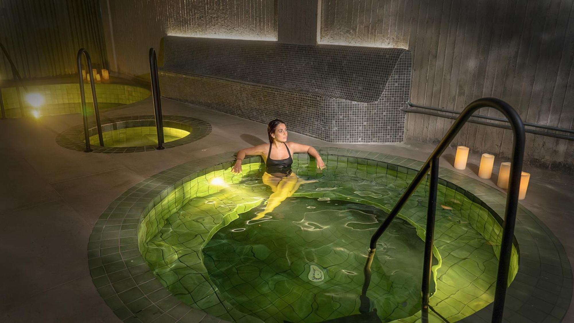 Wellcomm Spa & Hotel 메딜린 외부 사진
