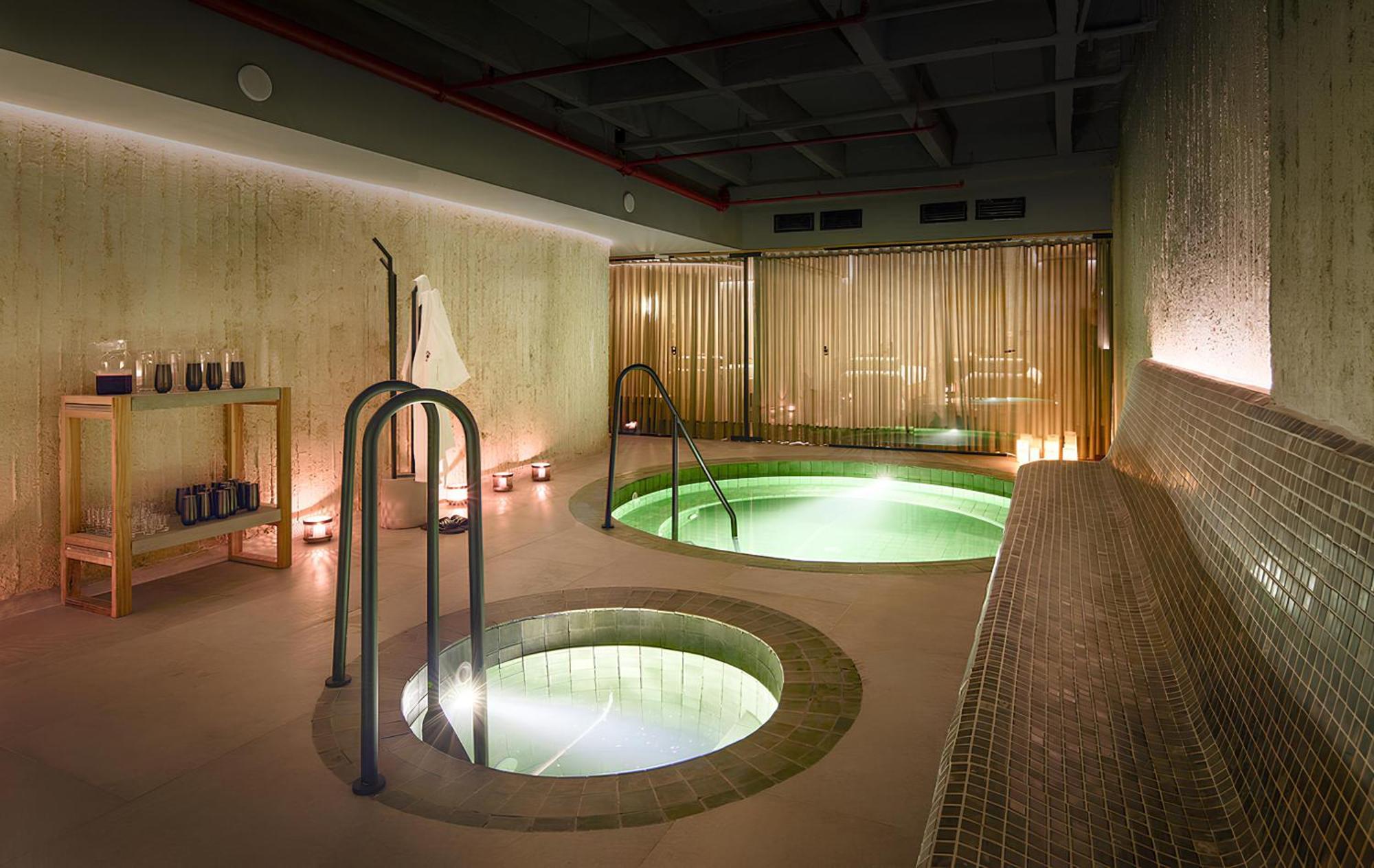 Wellcomm Spa & Hotel 메딜린 외부 사진