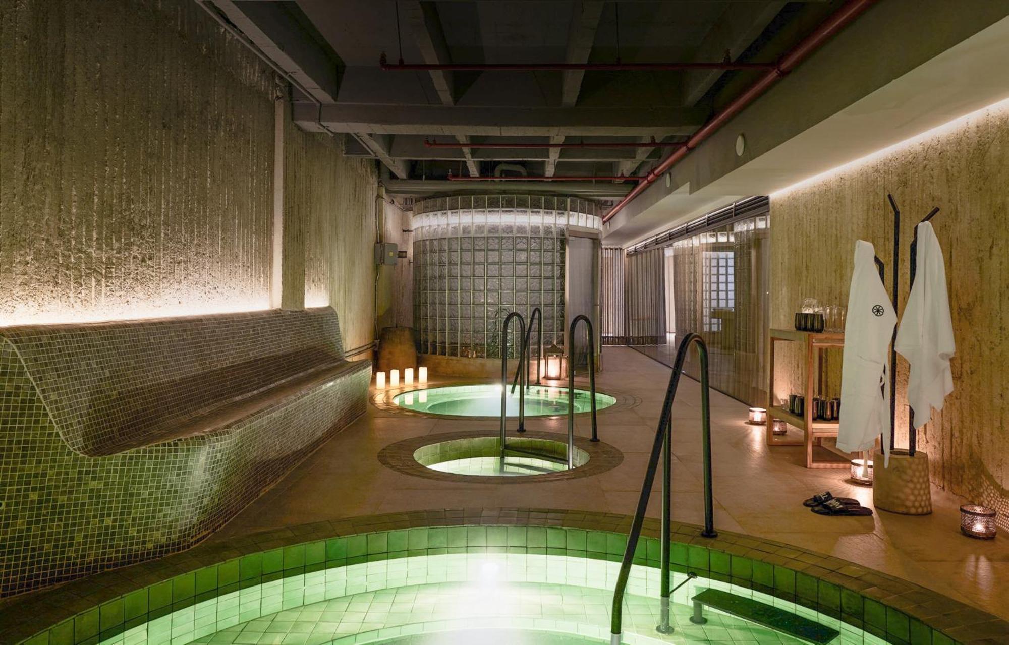 Wellcomm Spa & Hotel 메딜린 외부 사진